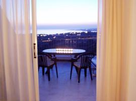 Kissonerga Sunset with Sea and Coastal Views Penthouse Apartment，位于基索内加的酒店