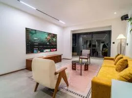 Guiyng Aixin International Apartment Future Ark Store