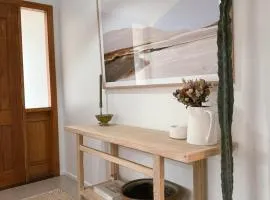 Lonny Coastal Escape