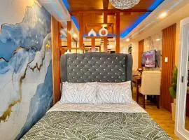 J&J Havenstay Ananda Square