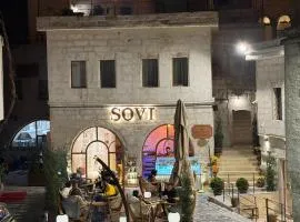 Sun Point Cave House