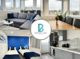 Two Bedroom Flat by Brookland Stays Serviced Accommodation Short Lets Leeds with Free WiFi