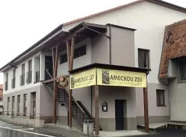 Penzion Nad Zámeckou zdí