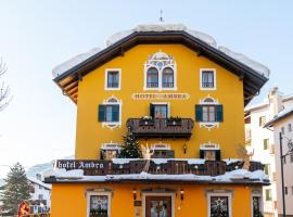 安布拉科尔蒂纳豪华时尚酒店，位于科尔蒂纳丹佩佐的酒店