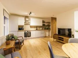 2 Bedroom Modern Home in Glasshoughton