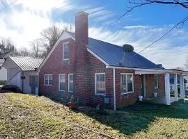 The Copper Cottage on Main