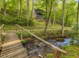 Rushing Creek Retreat - Serene Cabin with Great Views!
