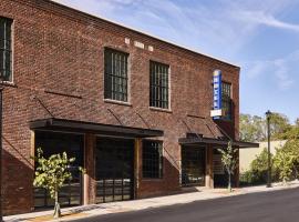 The Radical Asheville, Tapestry Collection by Hilton，位于阿什维尔的酒店