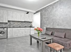 Sirik hotel，位于Zvartnots International Airport的酒店