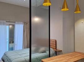 Monoambiente de diseño，位于科连特斯的酒店