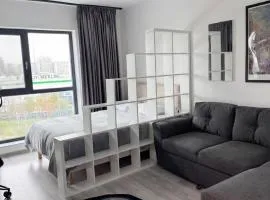 Minimalist & Spațios, Priveliște Parc, Lângă Metro