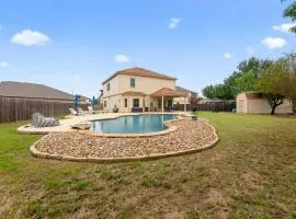 Spacious 5BR *River Float *Pool *Fire Pit *