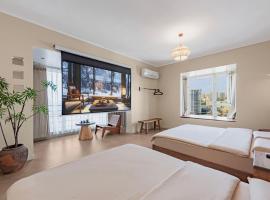 栖宿阁重庆解放碑店，位于重庆的酒店