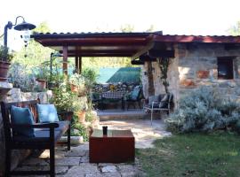 Casa Campanella Holiday House，位于罗维尼的酒店