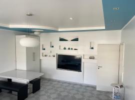 2 Zimmer Whg in Hannover nähe Zentrum mit Whirlpool und nahen öffentliche Verkehrsmitteln，位于汉诺威的酒店