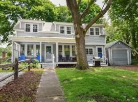 Walk to Restaurants Shopping & Harbor