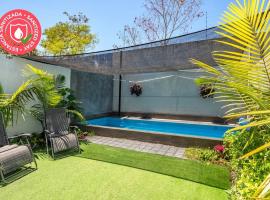 Private Pool & Jacuzzi Family House, Teques，位于Tlatenchi的酒店