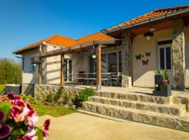 Magic Pine，位于Cristuru Secuiesc的酒店