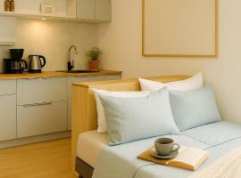 T&aelig;t p&aring; Langes&oslash; - Studio near Odense，位于莫鲁的带停车场的酒店