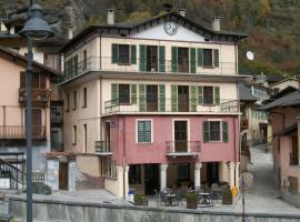 Locanda Occitana Albergo Parigi，位于阿切廖的酒店