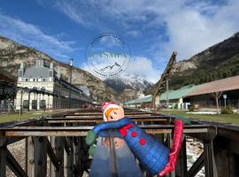 Rasmia Canfranc Estación，位于坎弗兰克埃斯塔西翁的酒店