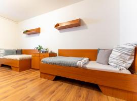 Ubytovňa Dorm Residences Dlhá，位于斯图帕瓦的酒店