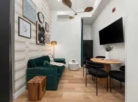 The McCaul by Casa Hotels - Brand New Suite in DT