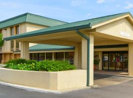 Heritage Place Houston Brookhollow，位于休斯顿的酒店