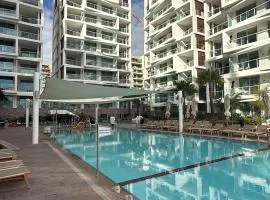 Luxury garden suite with pool view