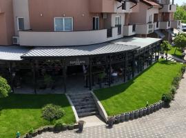 Panorama apartments，位于大格拉迪什泰的酒店