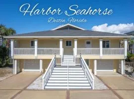 Harbor Seahorse - Outdoor Deck & Boat Dock