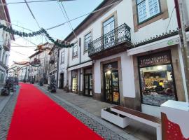 Miseric&oacute;rdia Rooms，位于瓜尔达的青旅