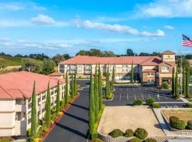 帕索罗布拉奎因塔套房酒店