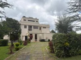 6 Bedroom - Villa 54 Located in Maiyan, Nanyuki