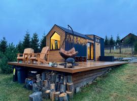 Natura Tiny House，位于马里瑟尔的酒店