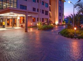 Hotel 33 Kampala，位于坎帕拉的酒店