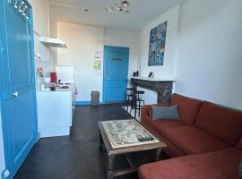 Charmant appartement F2，位于盖雷的酒店