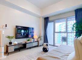 120 Sqm Luxurious Modern 3 Bedrooms Facing Manila Bay Sunset, Airports, Okada, Solaire, MOA with Free Parking，位于马尼拉的度假村