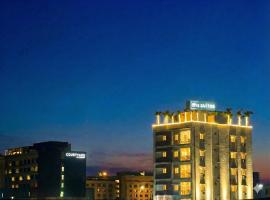 THS Suites - Luxurious 2 BHK AC apartments with Tirumala Views - Near Marriott, Taj and ITC 5 star hotels - Walkable to PS4, A2B, Orion, Starbucks cafes - Close to Thiruchanur and Alipiri flyover，位于蒂鲁帕蒂的住宿