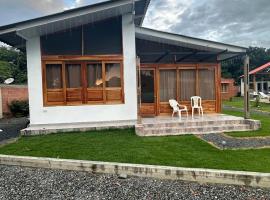 Eco cabañas montana，位于El Cerrito的酒店