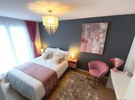 Villa with 5 Rooms- Garden, Fitness, Mountain View and free Parking