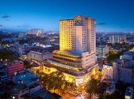 温莎广场酒店，位于胡志明市安东市场附近的酒店