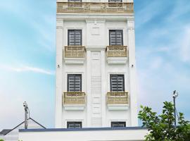 Ruby Hotel - Tân Uyên - Bình Dương，位于Hoi Nghia的酒店