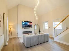 Unique luxury barn with private wood-fired hot tub