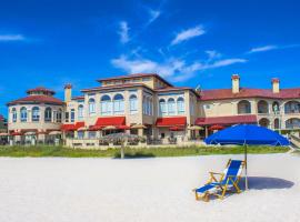 蓬特韦德拉海滩旅馆及俱乐部，位于庞特韦德拉比奇索格拉斯TPC球场附近的酒店
