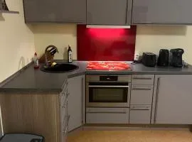 Ferienwohnung Nähe Autobahn Ruhige Lage für Familien & Monteure