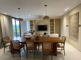 The Palm by Little Bnb