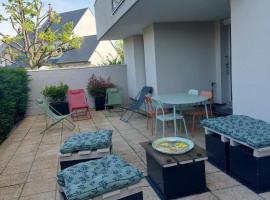 Super Apt terrasse 2box，位于奥利韦的酒店