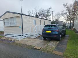 Ollys House，位于普利斯坦丁的酒店