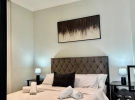 Stunning Apartment in Ellipse Waterfall Midrand，位于米德兰的酒店